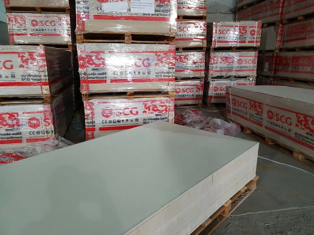 z7899601290480_f50127b16cd47057cf6e23648f243e6d Tấm Xi Măng Smartboard SCG Thái Lan 3.5mm - hình thực tế 23